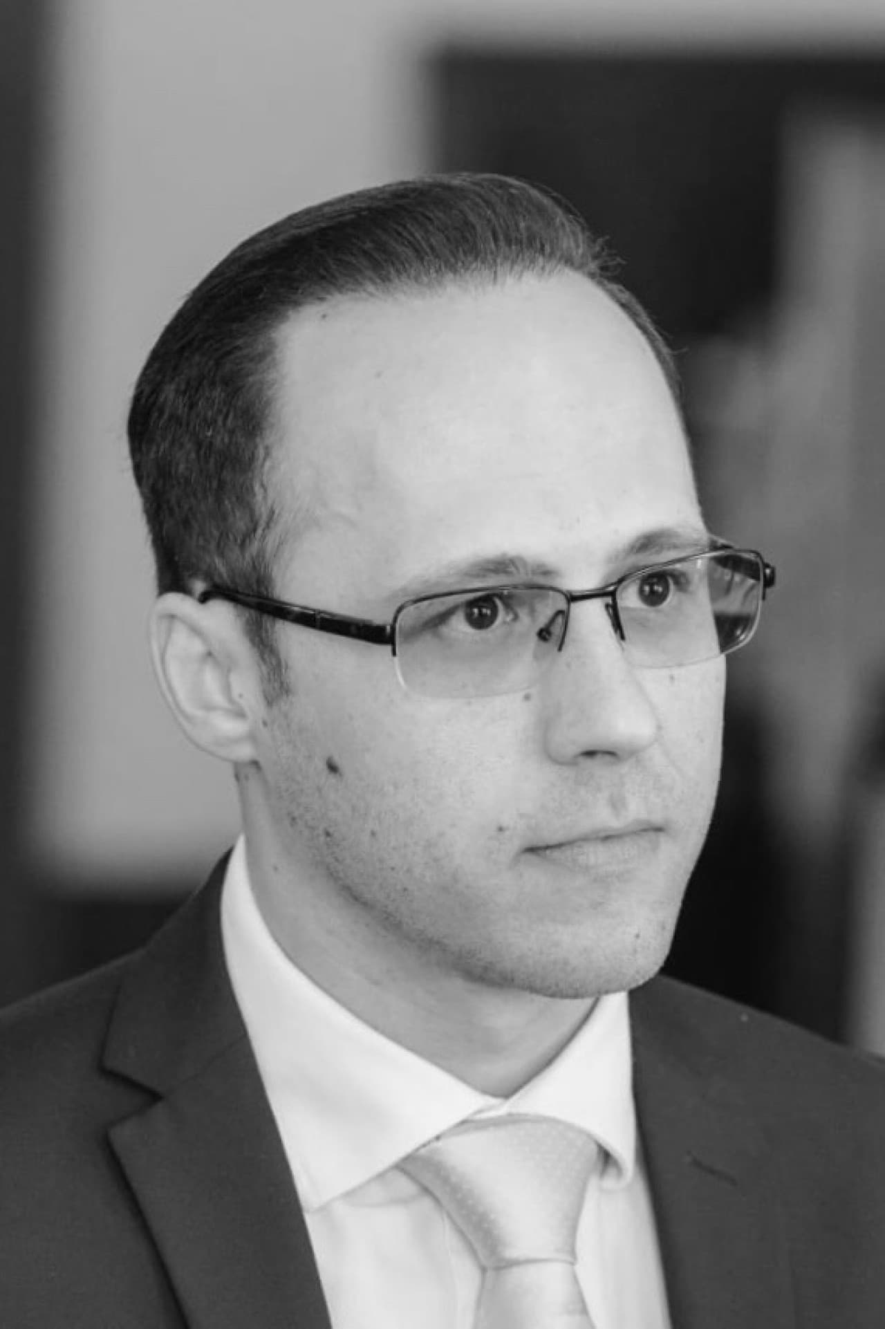 Close-up photo of Riccardo Permesser, Chief Operating Officer Austria at URBANAUTS Hospitality GmbH